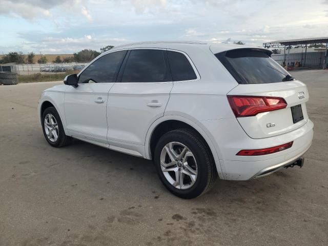 WA1ANAFY6K2114224 2019 AUDI Q5, photo no. 2