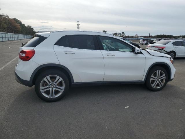 VIN WDCTG4GB3JU000151 2018 Mercedes-Benz GLA-Class,... no.3