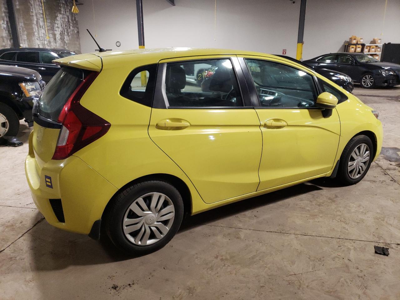 Lot #2957964766 2015 HONDA FIT LX