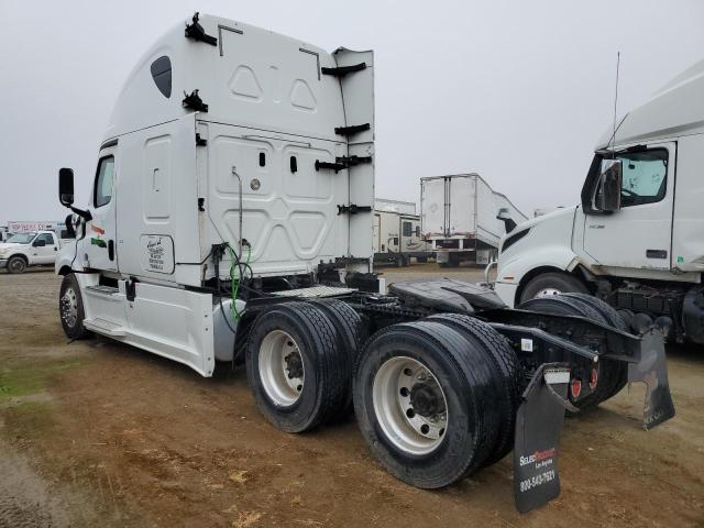 Lot #2320818682 2019 FREIGHTLINER CASCADIA 1 salvage car