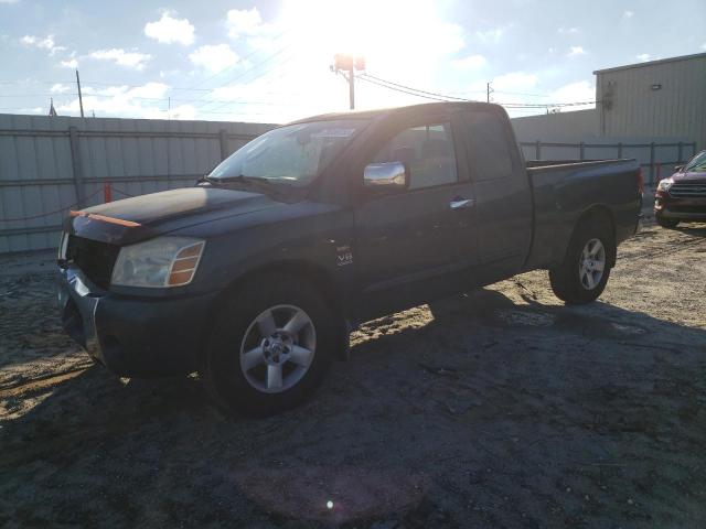 2004 Nissan Titan XE