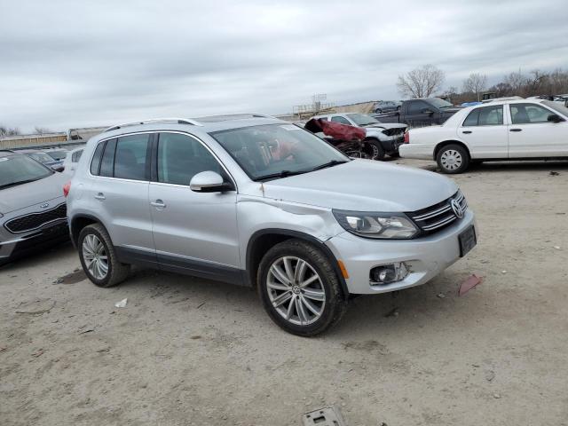 WVGAV7AX8GW574083 | 2016 VOLKSWAGEN TIGUAN S