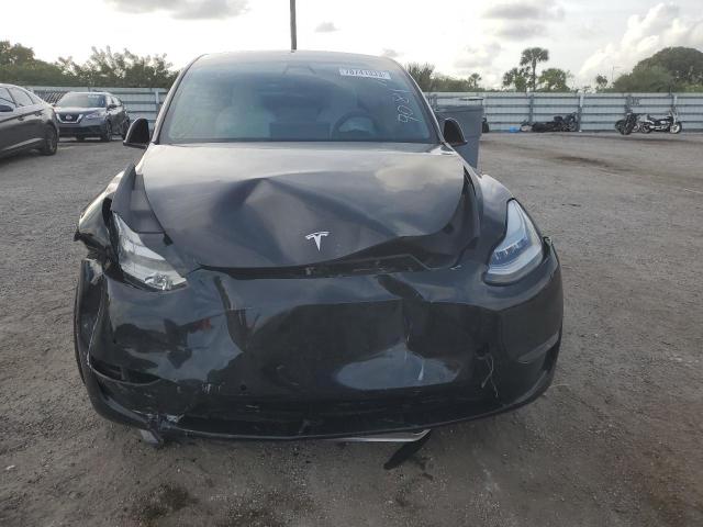 5YJYGDEE0MF099081 | 2021 Tesla model y