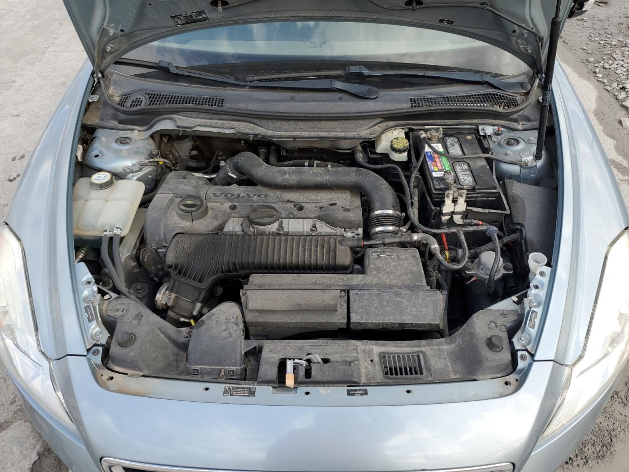yv1672mc9bj116648 YV1672MC9BJ116648 2011 Volvo C70 T5