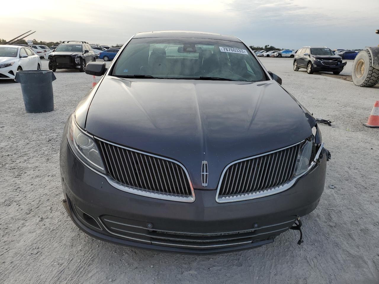 1LNHL9DK2DG611683 2013 Lincoln Mks