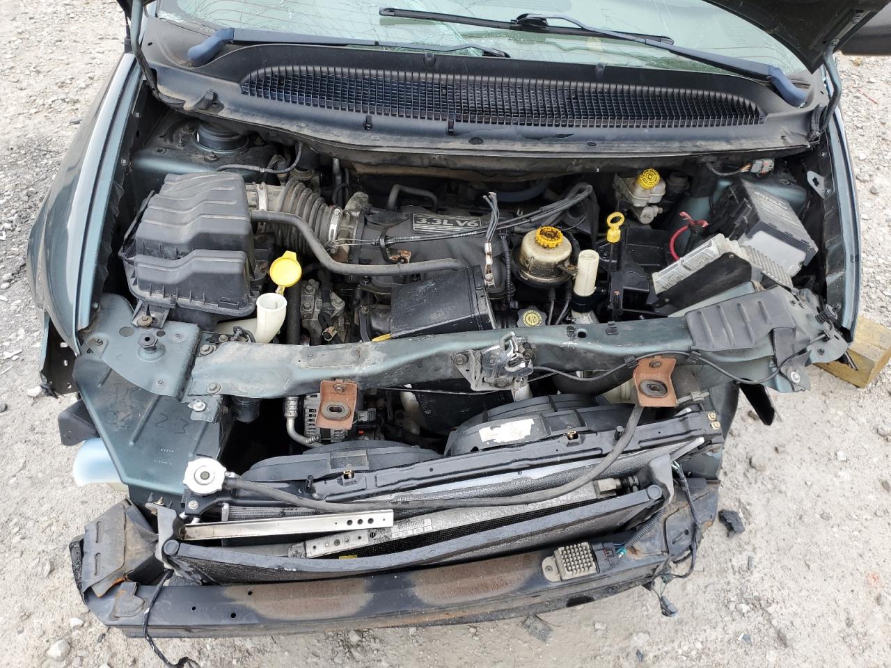 2B4GP44312R744864 2002 Dodge Grand Caravan Sport