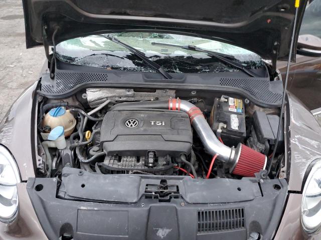 2016 VOLKSWAGEN BEETLE SE - 3VWJ17ATXGM606137