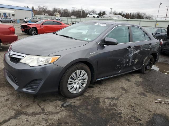 2013 Toyota Camry Hybrid 