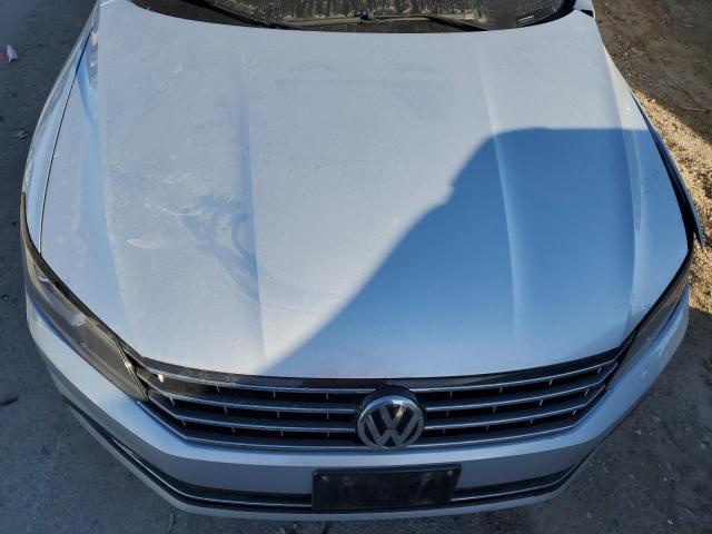 1VWBA7A3XJC014086 | 2018 VOLKSWAGEN PASSAT SE