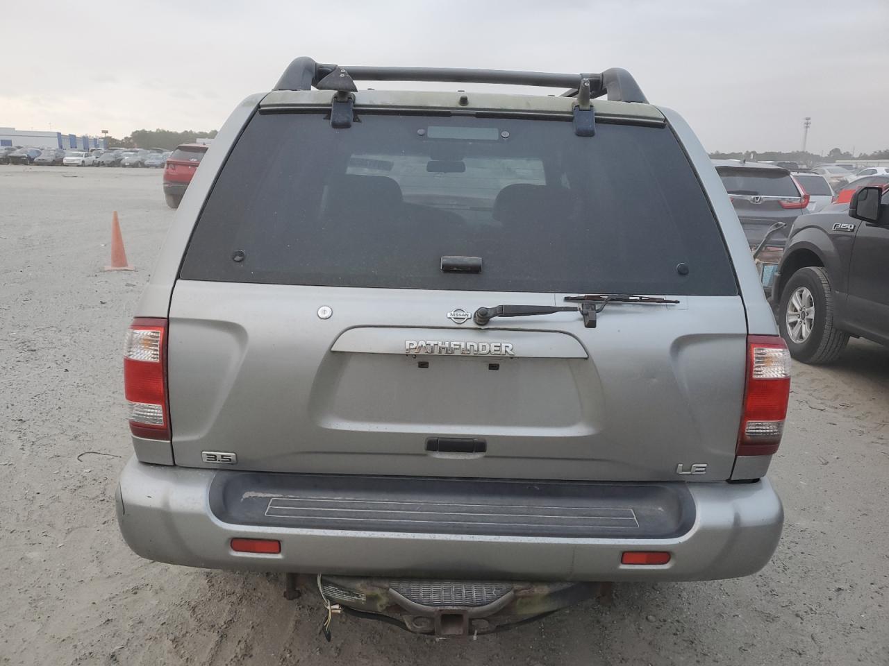 jn8dr09y61w590160 JN8DR09Y61W590160 2001 Nissan Pathfinder Le