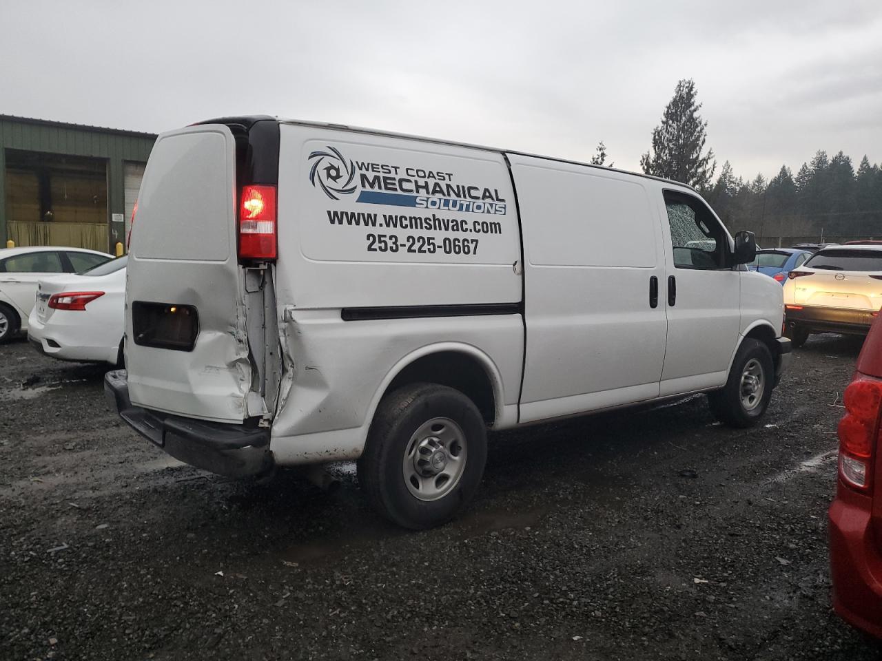 1GCWGAFF7H1339514 2017 Chevrolet Express G2500