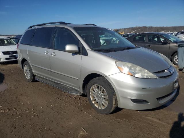 5TDDK4CC9AS031836 | 2010 Toyota sienna xle