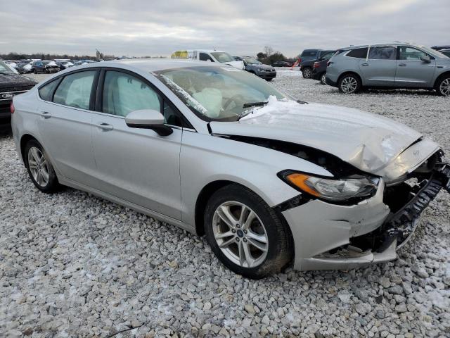 3FA6P0HD4JR223985 | 2018 Ford fusion se