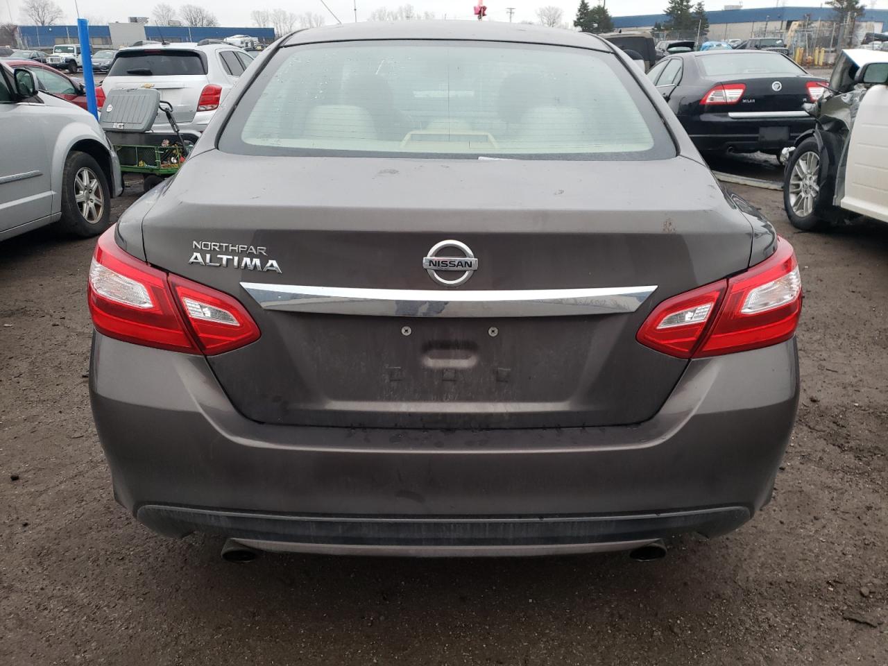 1N4AL3AP1GN310105 2016 Nissan Altima 2.5