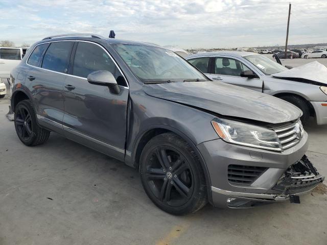 2017 VOLKSWAGEN TOUAREG WO WVGRF7BP8HD003849