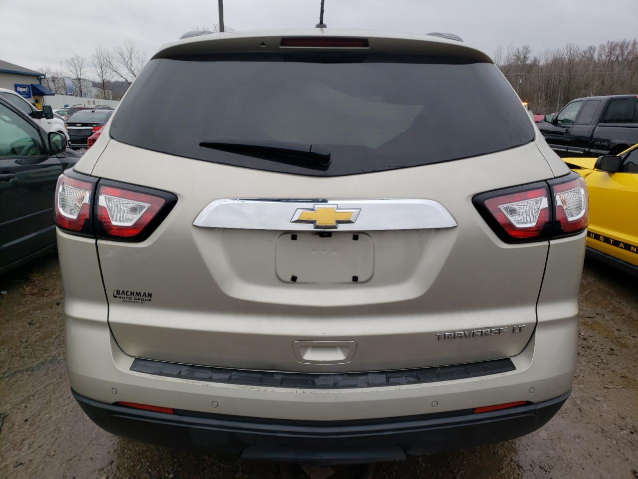 1GNKRGKDXEJ357363 2014 Chevrolet Traverse Lt