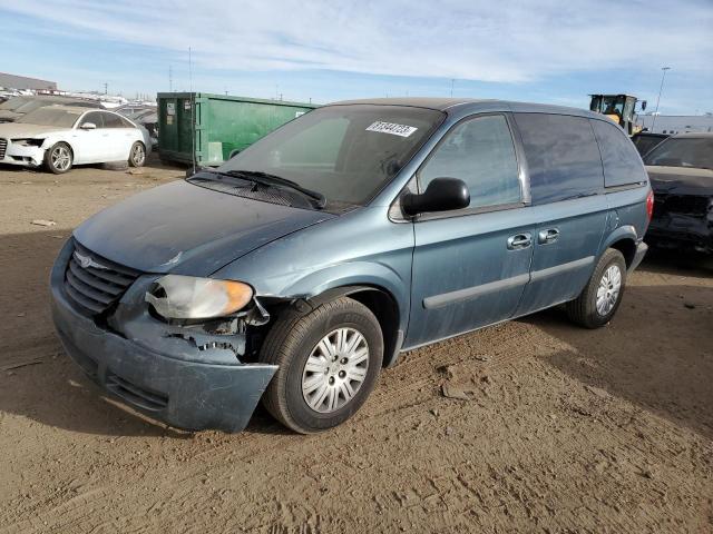 2005 Chrysler Town & Country 