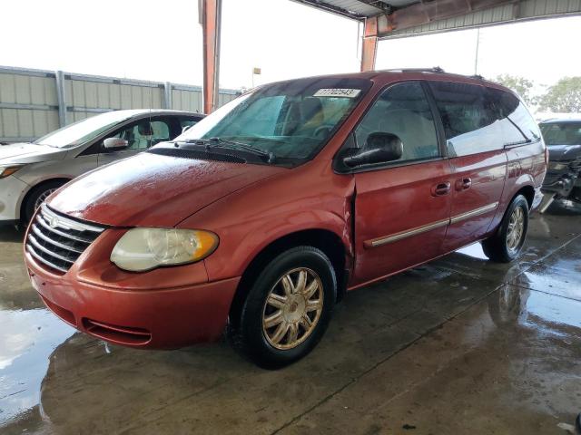 2005 Chrysler Town & Country Touring