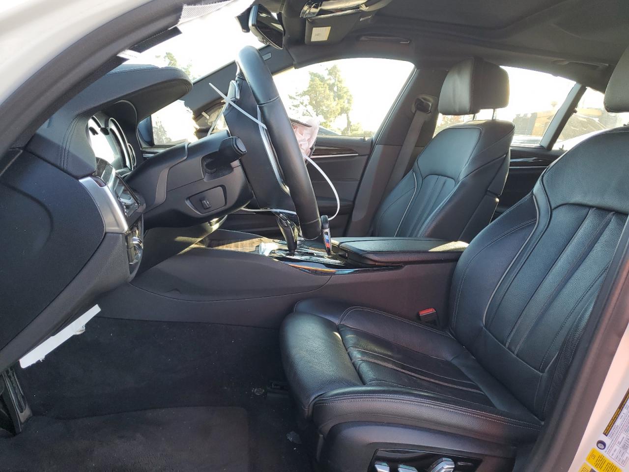 WBAJA9C5XJB249941 2018 BMW 530E