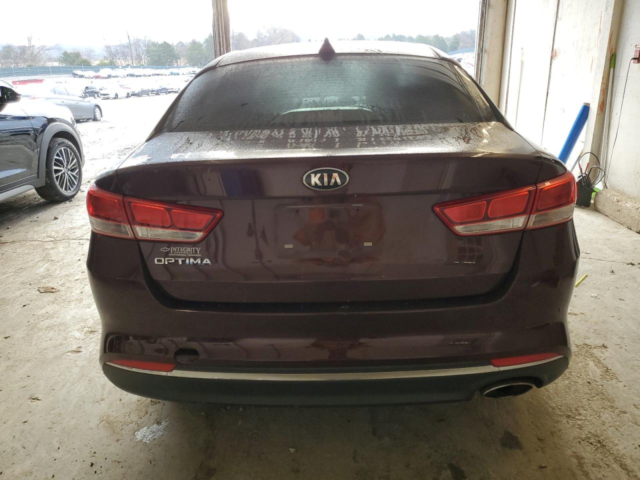 2018 Kia Optima Lx vin: 5XXGT4L3XJG267682