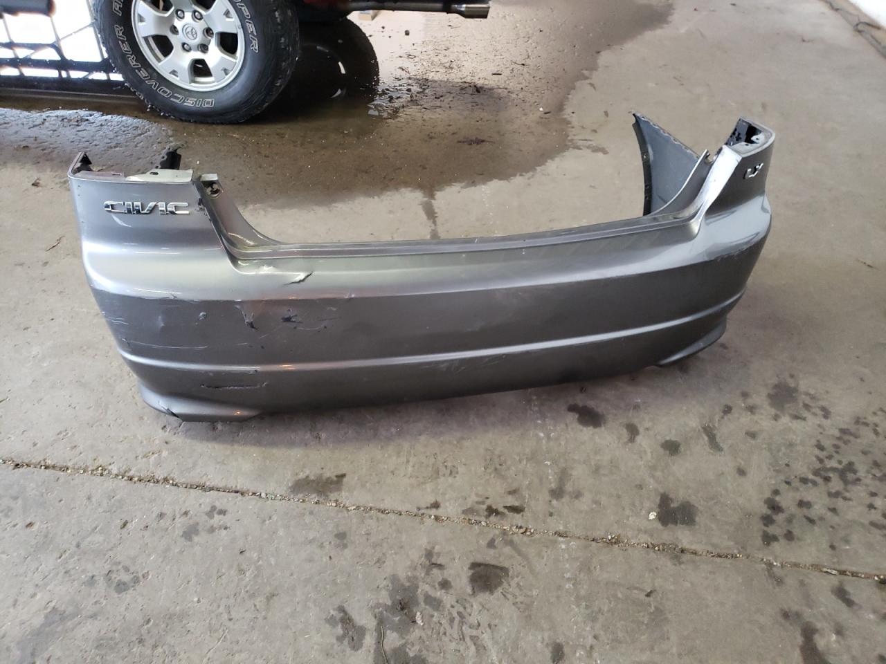 2HGES165X4H506804 2004 Honda Civic Lx