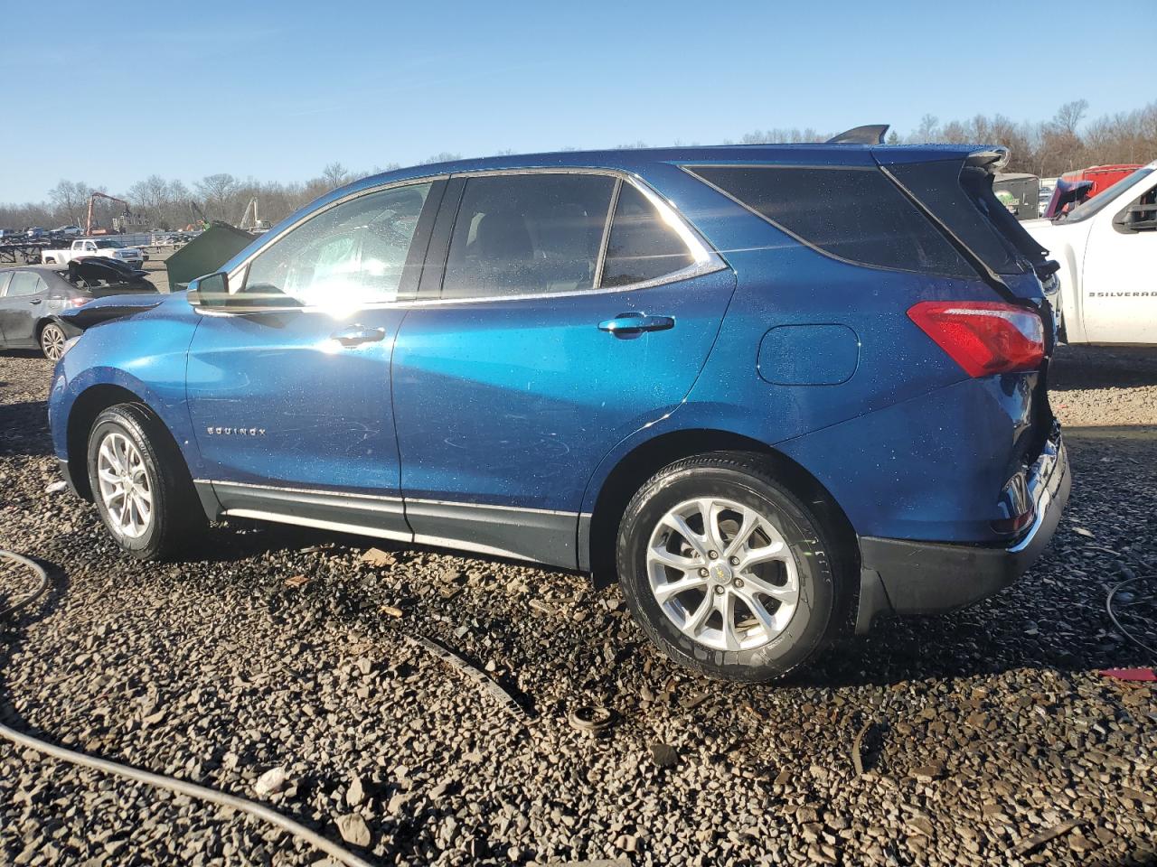 2GNAXUEV9L6216055 2020 Chevrolet Equinox Lt