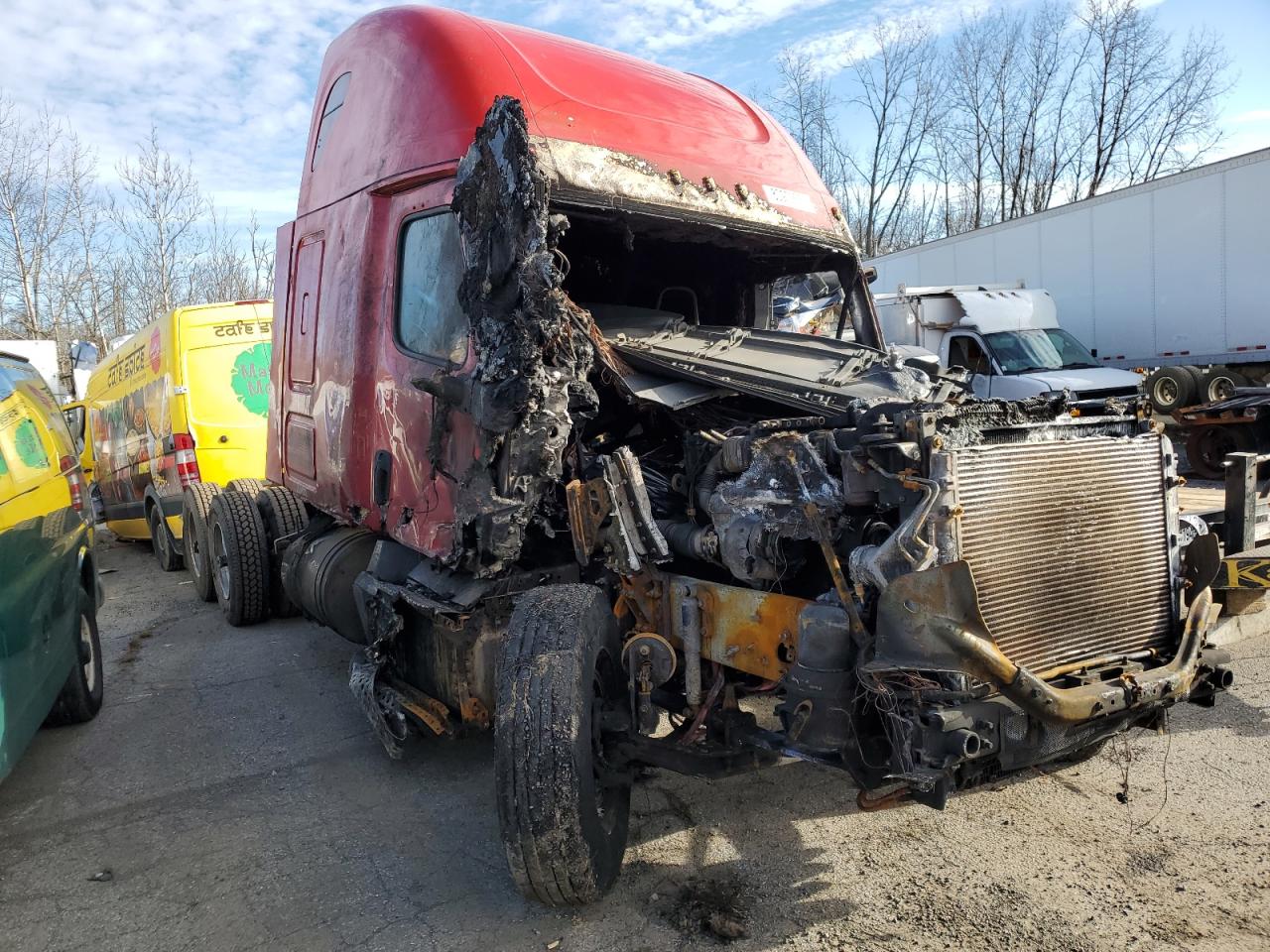 Lot #2976143504 2020 FREIGHTLINER CASCADIA 1