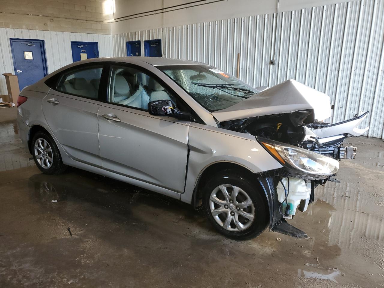 2012 Hyundai Accent Gls vin: KMHCT4AE2CU261631