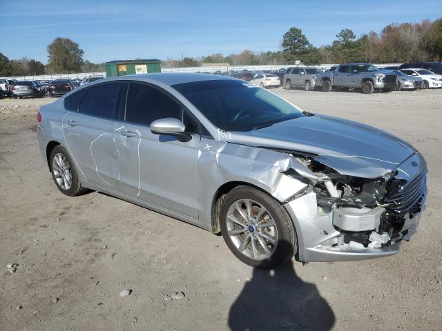 3FA6P0H73HR402605 | 2017 FORD FUSION SE