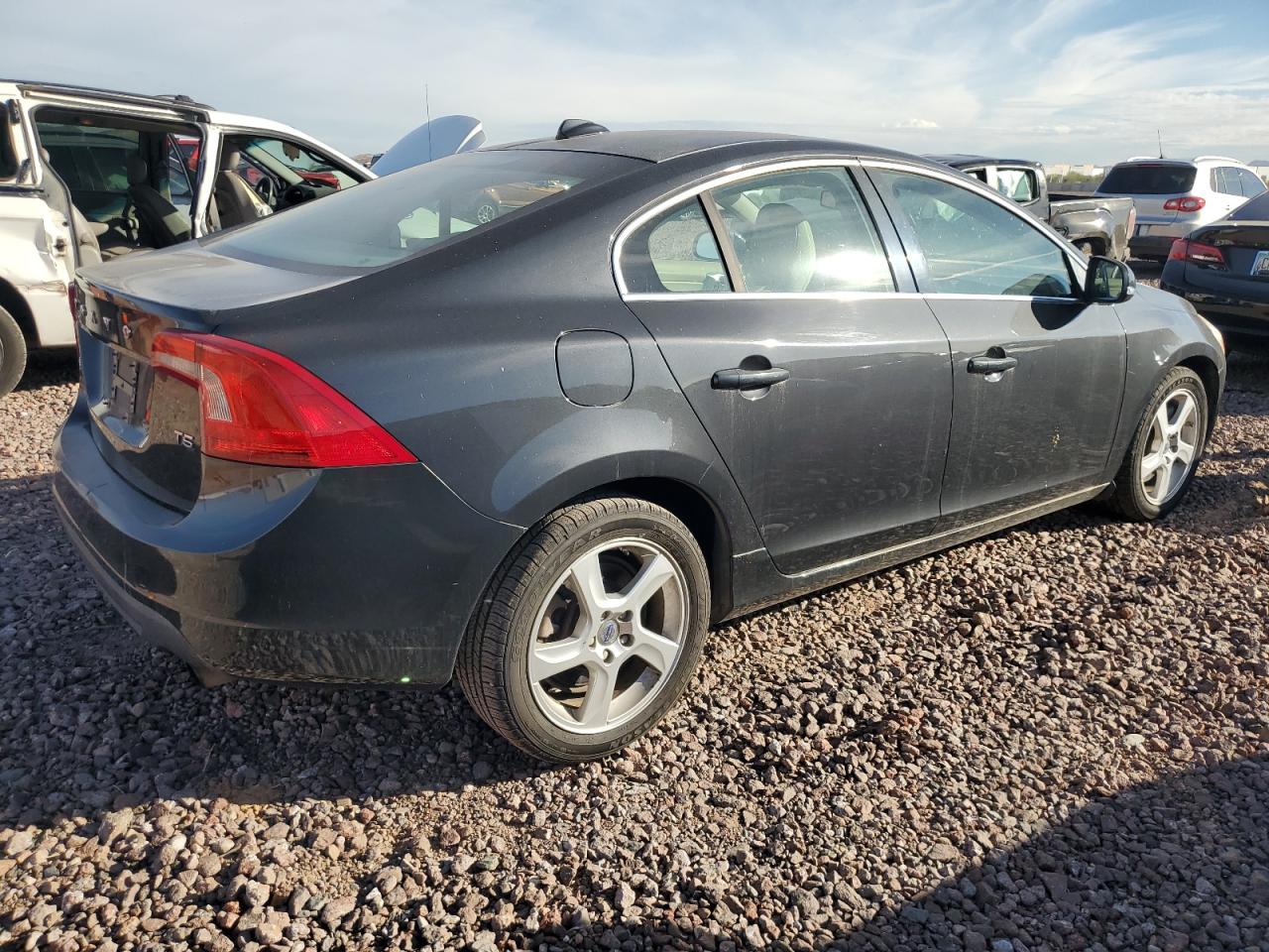 2012 Volvo S60 T5 vin: YV1622FS4C2145506