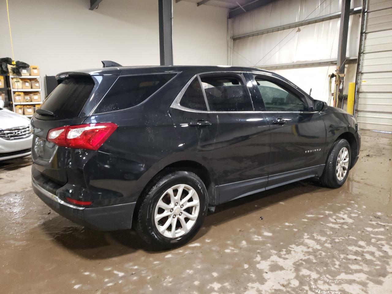 2018 Chevrolet Equinox Lt vin: 2GNAXSEV2J6155133