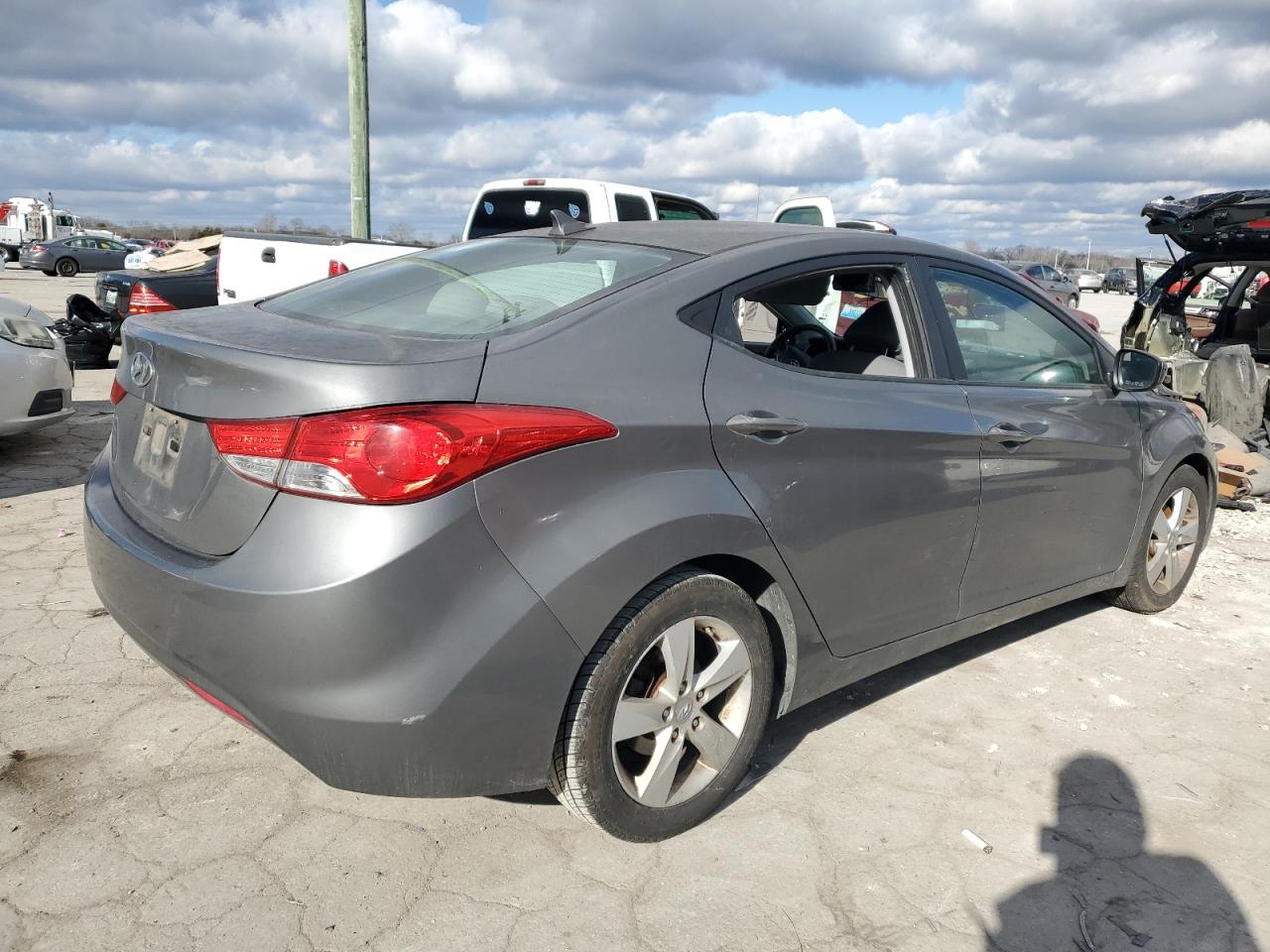 2013 Hyundai Elantra Gls vin: 5NPDH4AE6DH238178