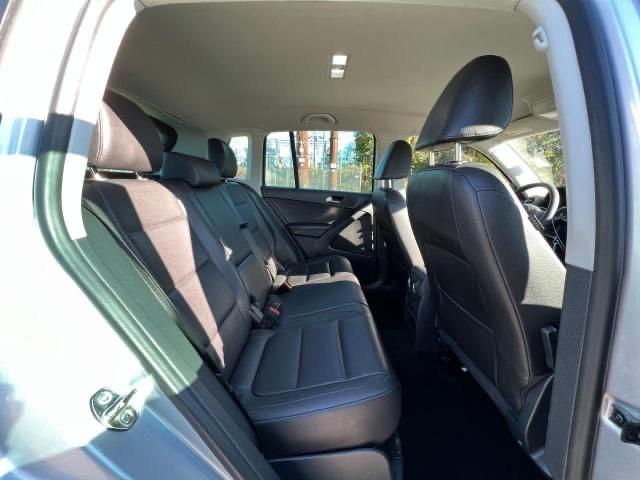 WVGAV7AXXCW586651 | 2012 Volkswagen tiguan s