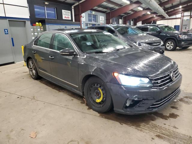 1VWDT7A33HC018137 | 2017 VOLKSWAGEN PASSAT R-L