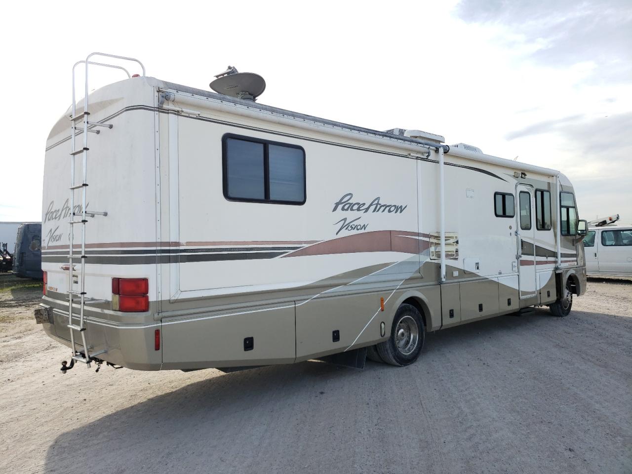 3FCNF53S7YJA10159 2000 Ford F550 Super Duty Stripped Chassis
