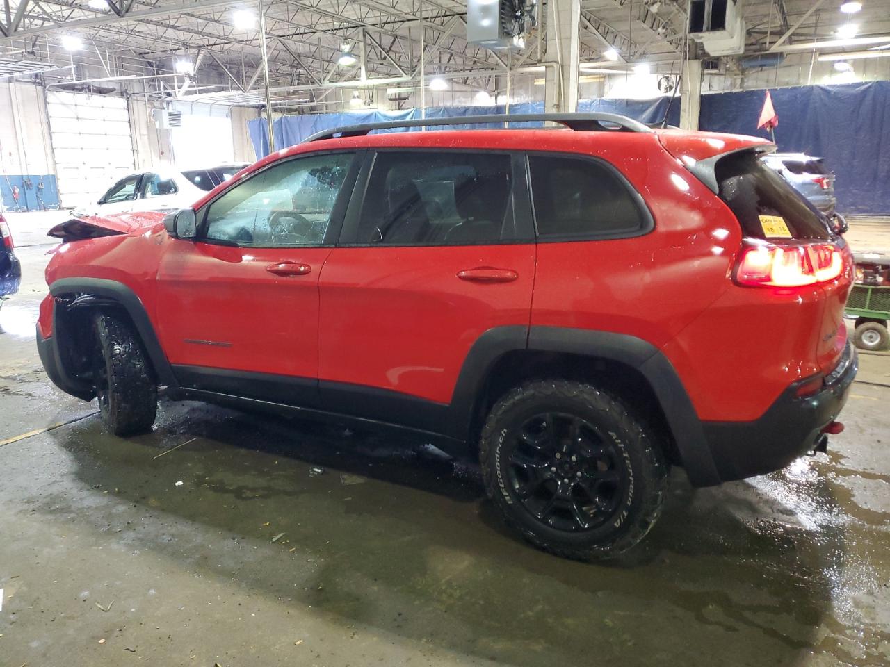 1c4pjmbx1kd284408 1C4PJMBX1KD284408 2019 Jeep Cherokee Trailhawk