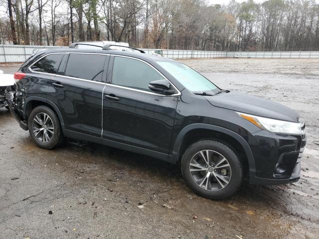 VIN 5TDZARFH5KS044341 2019 Toyota Highlander, LE no.4