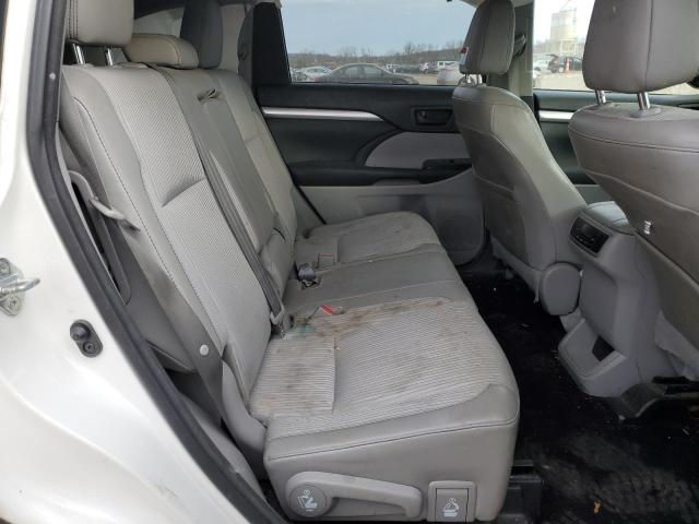 VIN 5TDBKRFH1FS129567 2015 Toyota Highlander, LE no.11