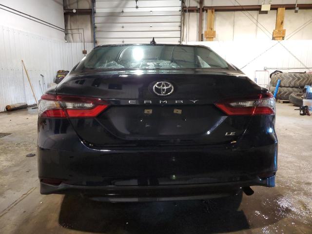 Lot #2423273149 2021 TOYOTA CAMRY LE salvage car