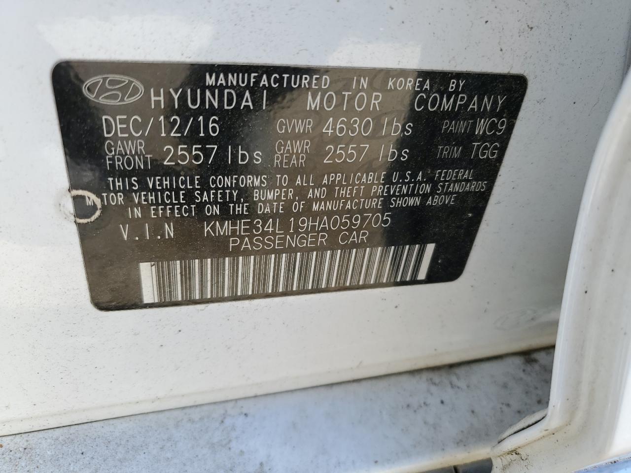 2017 Hyundai Sonata Hybrid vin: KMHE34L19HA059705