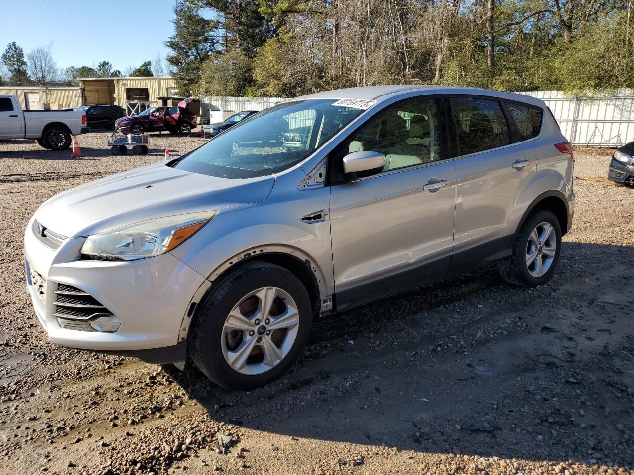 1FMCU9GX0GUC23582 2016 Ford Escape Se