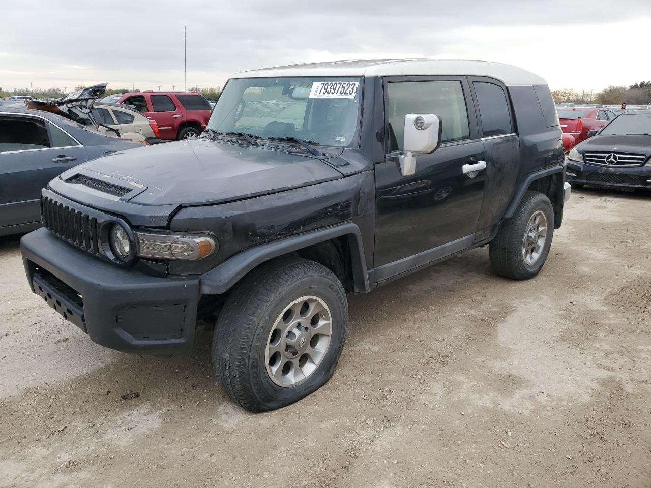 Toyota FJ Cruiser 2013