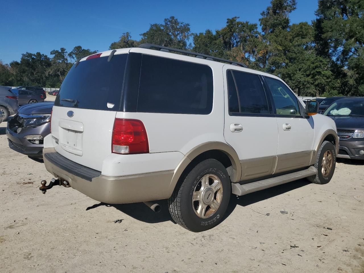 1FMPU17585LA62984 2005 Ford Expedition Eddie Bauer