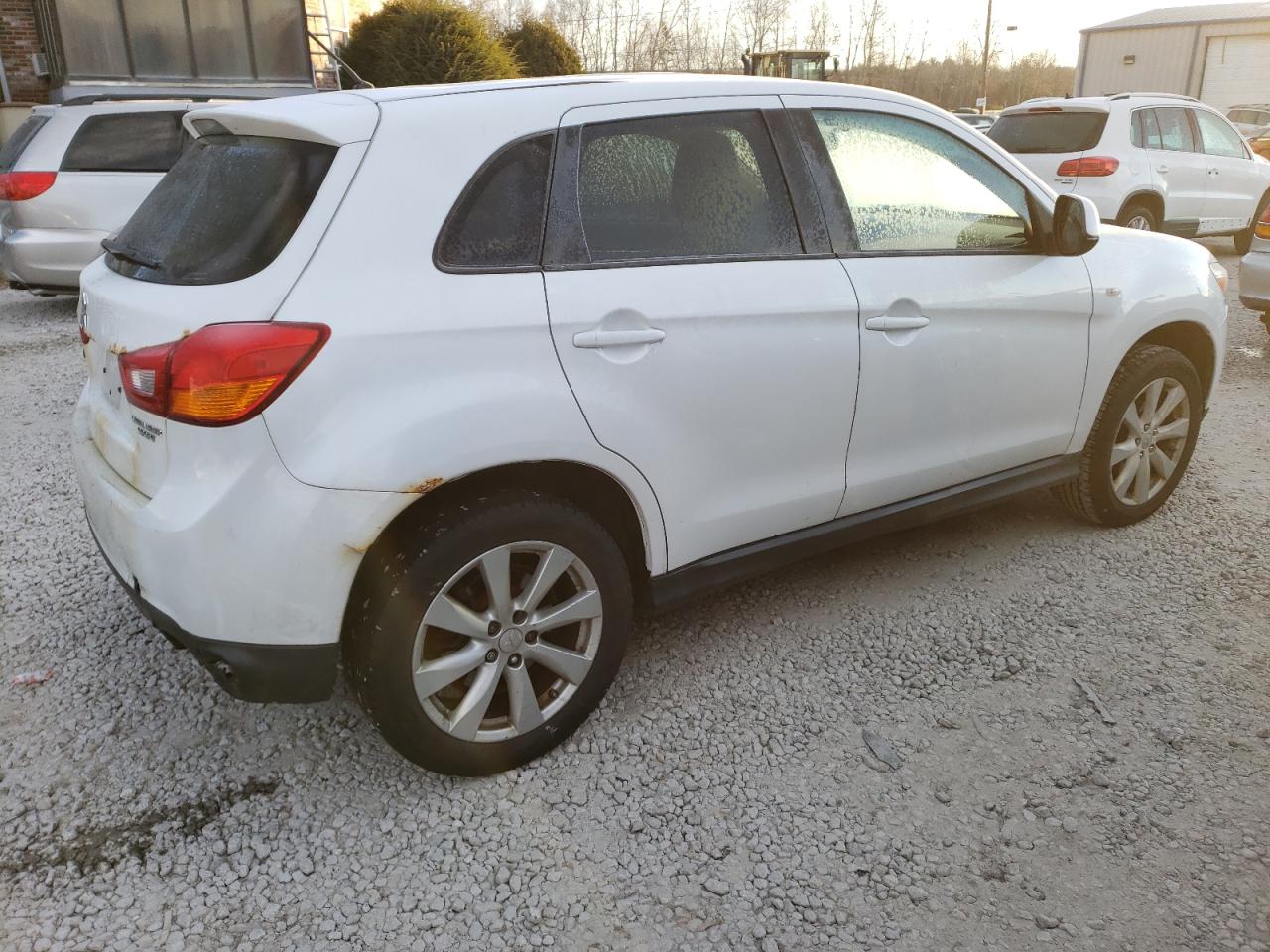 4A4AR3AU4EE015021 2014 Mitsubishi Outlander Sport Es