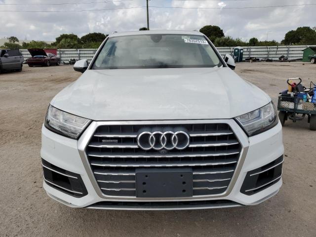 WA1LAAF76HD027268 2017 AUDI Q7, photo no. 5