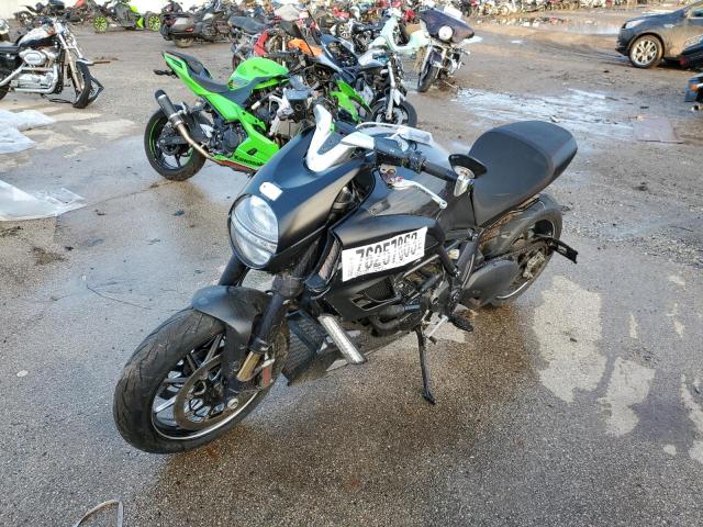 2011 DUCATI DIAVEL ZDM13BLW2BB002836