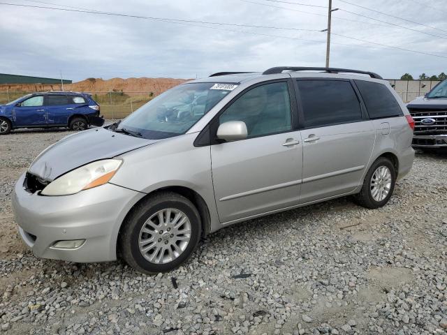 2010 Toyota Sienna XLE