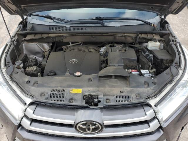 2019 TOYOTA HILANDR LE - 5TDBZRFH1KS978751
