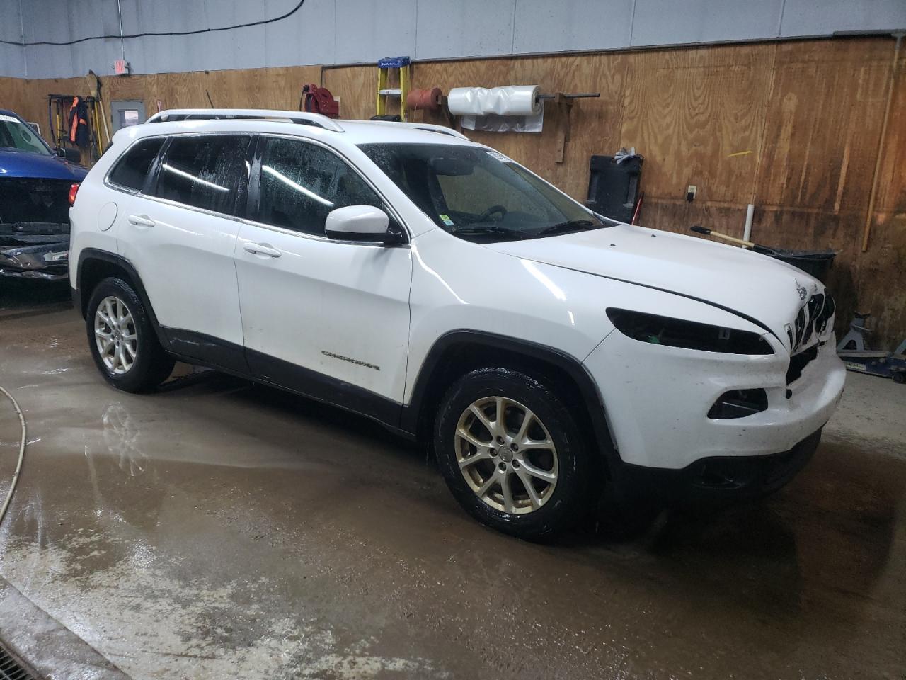 2015 Jeep Cherokee Latitude vin: 1C4PJMCB8FW501241