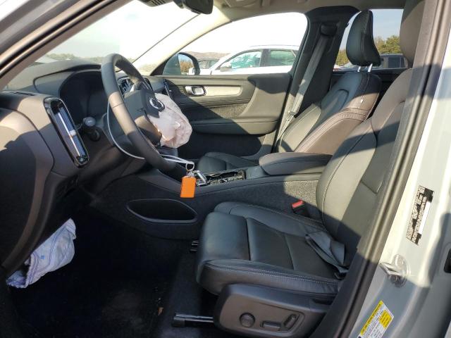 2024 VOLVO XC40 PLUS YV4L12UE9R2214561
